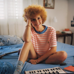מיקה שדה - 21.6 - ילד